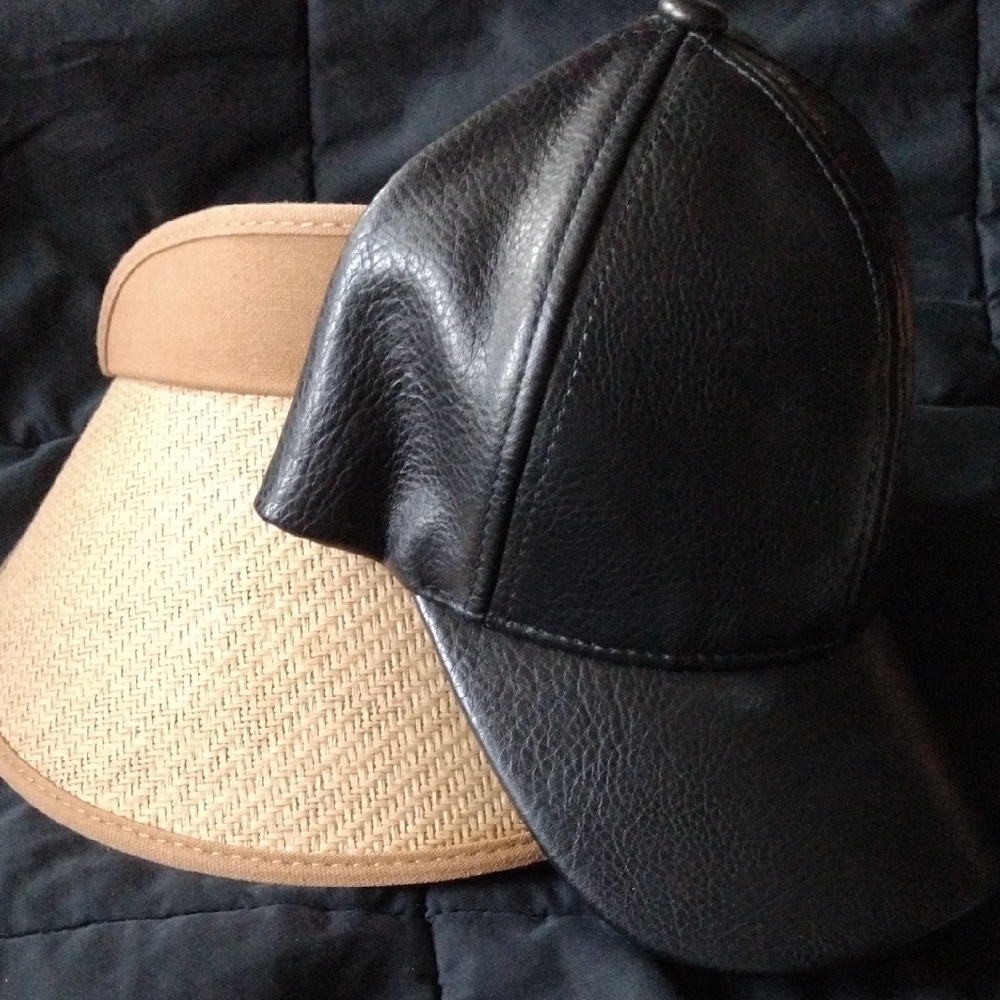🤠TWO HATS